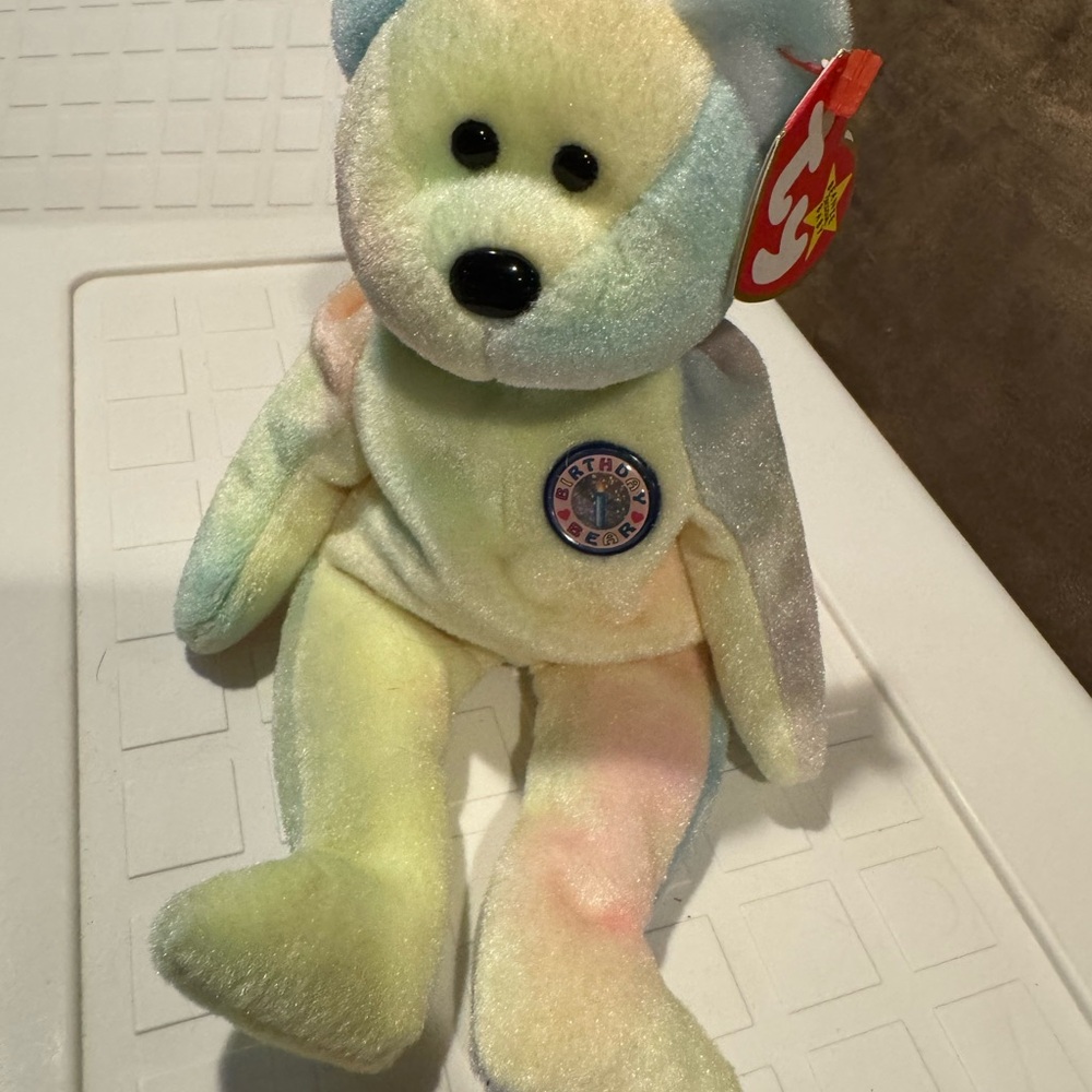 TY Beanie Babies Pastel birthday Bear Plush Toy. B.B. Bear